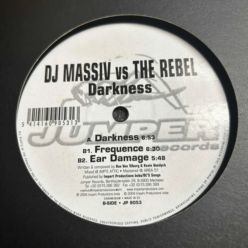 DJ Massiv vs. The Rebel – Darkness
