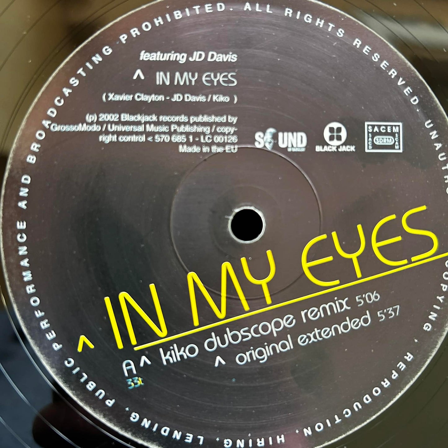 Sinema – In My Eyes