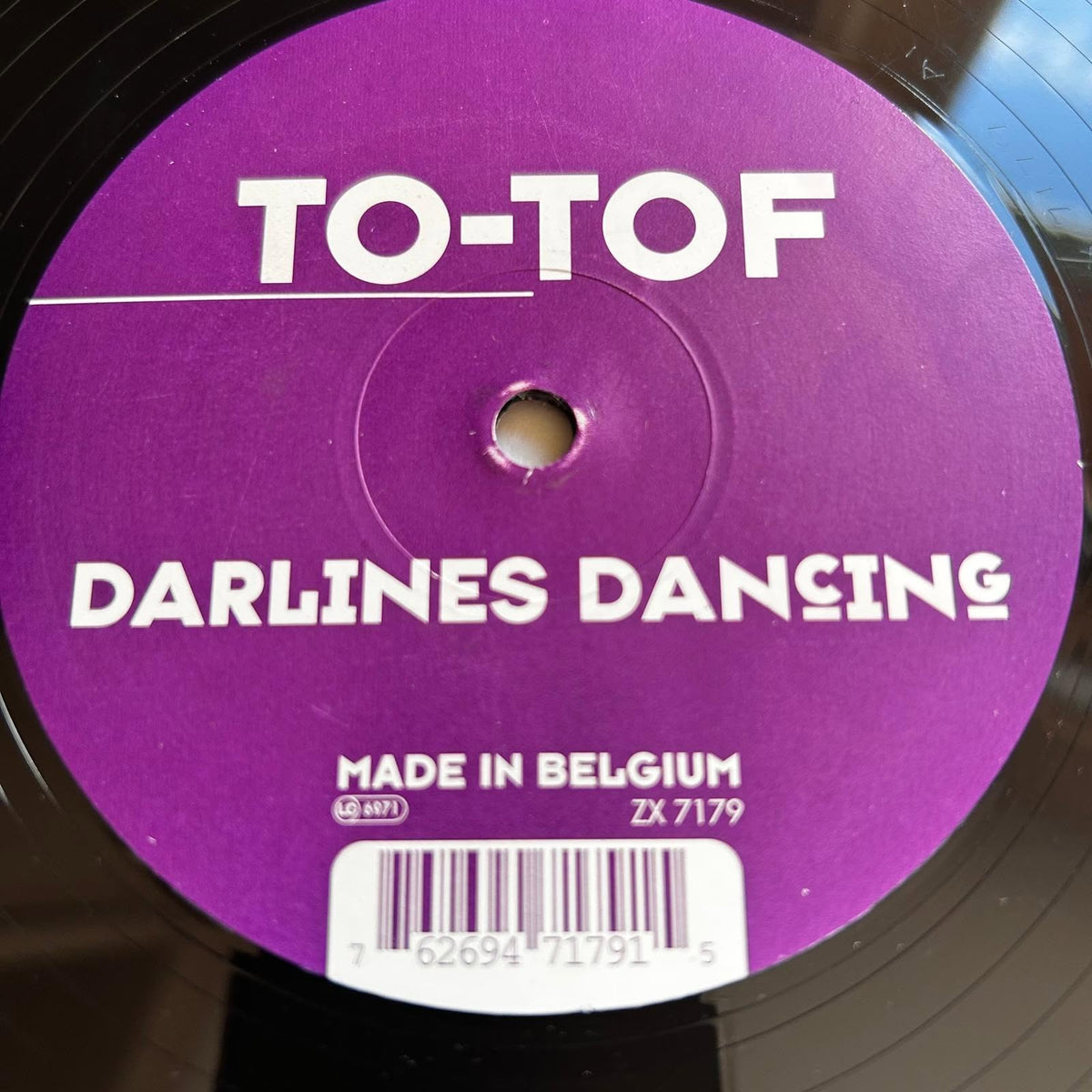 To-Tof – Darlines Dancing